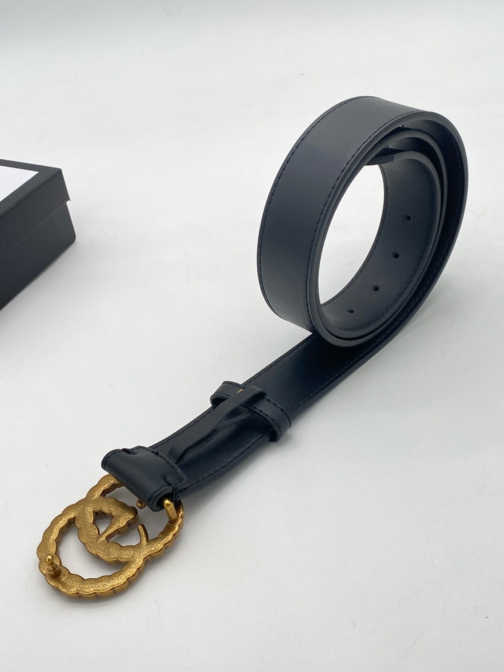 Gucci Pearl GG Leather Belt- 110CM/XL - Picture 10 of 16